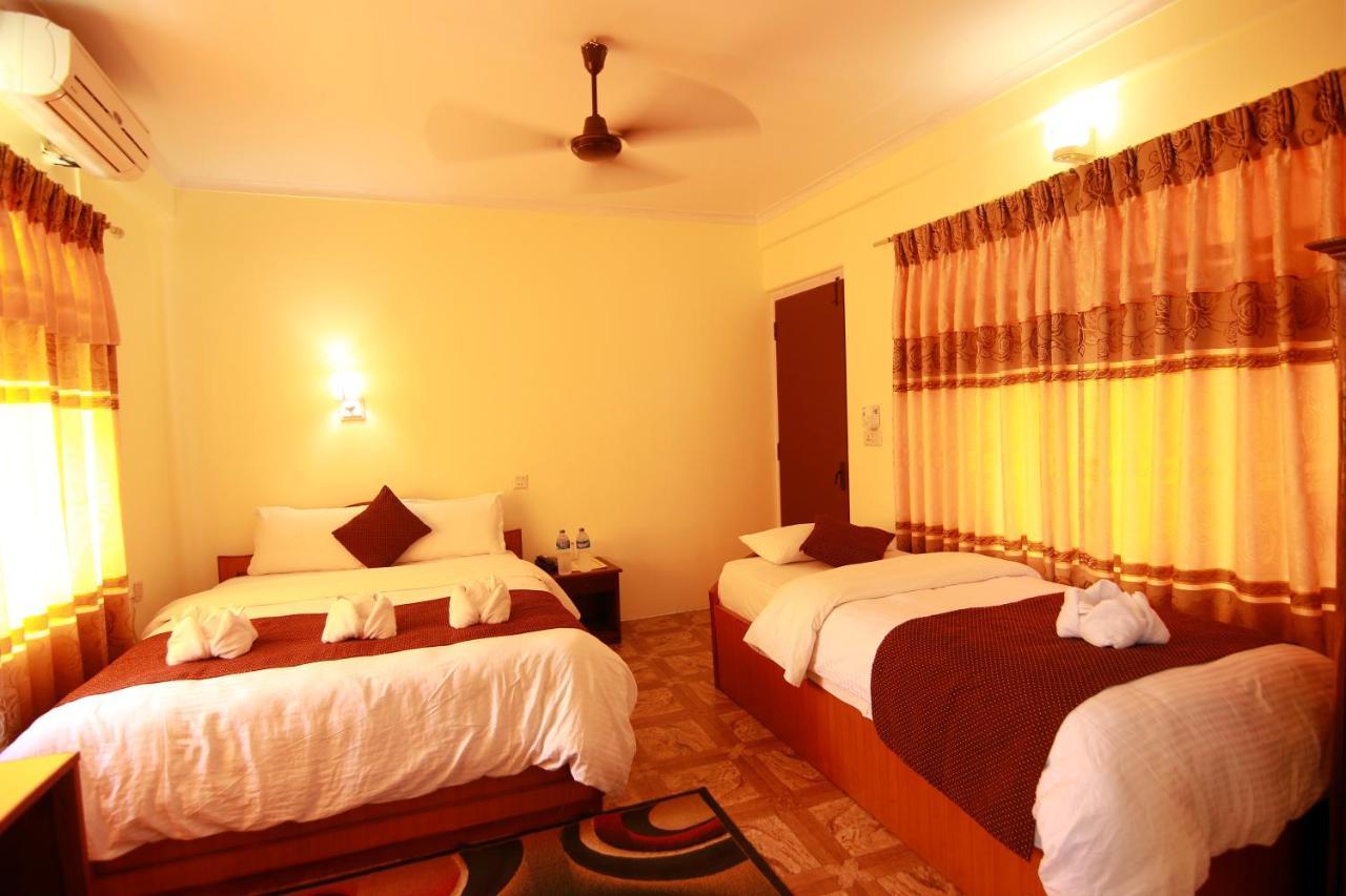 Hotel Himalayan Inn Pokhara Exterior photo